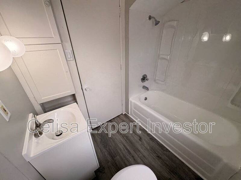 House for rent at 448 W Wildwood Ave, Fort Wayne, IN 46807