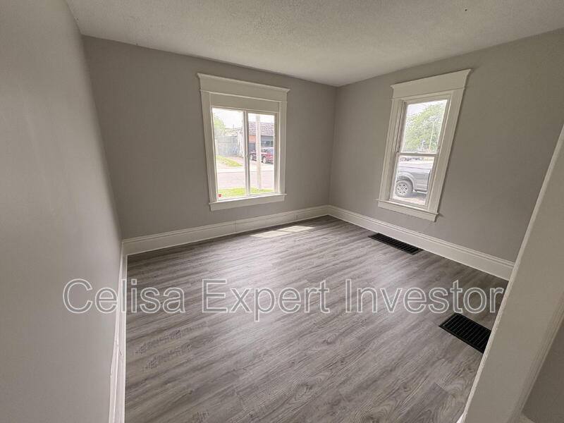 House for rent at 448 W Wildwood Ave, Fort Wayne, IN 46807