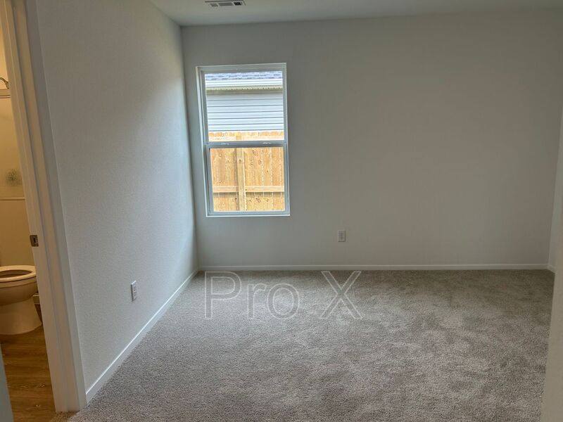 House for rent at 2674 S Ouachita Dr, Fayetteville, AR 72701