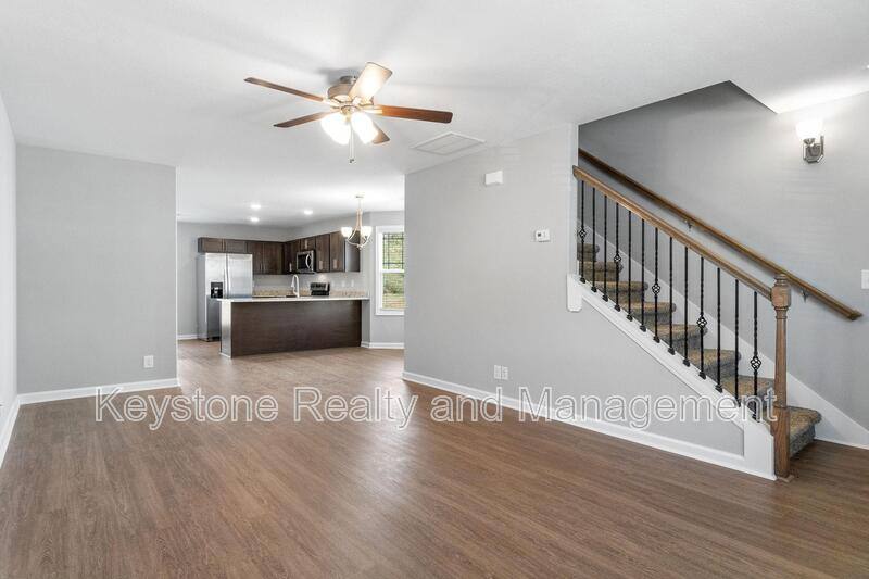 Townhouse for rent at 206 Woodland Valley Lane, Clarksville, TN 37040