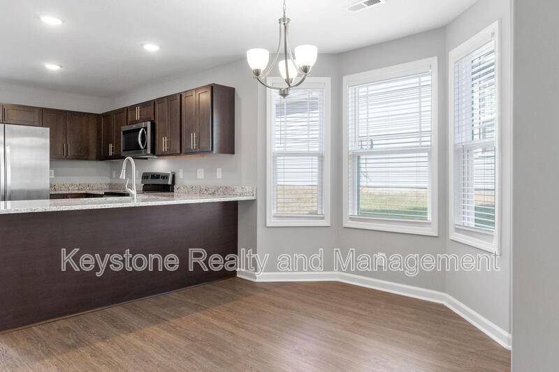 Townhouse for rent at 206 Woodland Valley Lane, Clarksville, TN 37040