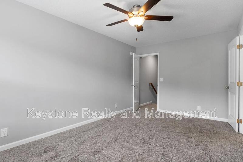 Townhouse for rent at 206 Woodland Valley Lane, Clarksville, TN 37040