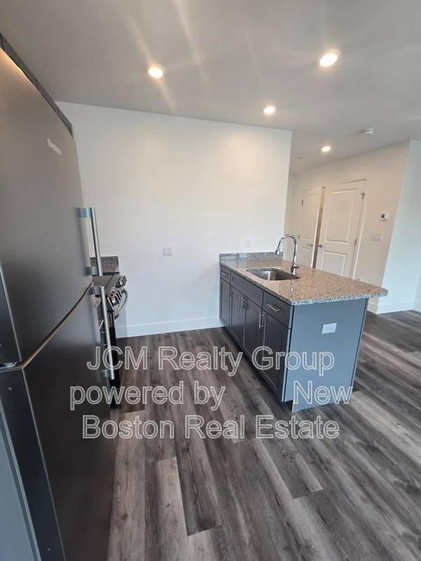 Apartment for rent at 585 Essex St #U-702, Lynn, MA 01902