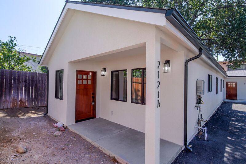 House for rent at 2121-2123 Glenada Ave, Montrose, CA 91020