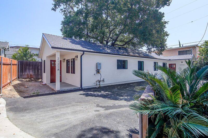House for rent at 2121-2123 Glenada Ave, Montrose, CA 91020