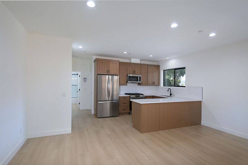 House for rent at 2121-2123 Glenada Ave, Montrose, CA 91020