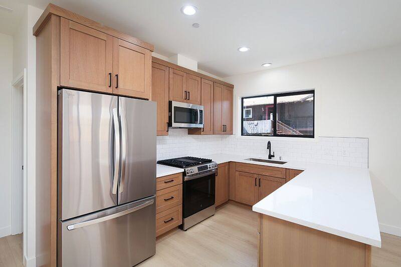 House for rent at 2121-2123 Glenada Ave, Montrose, CA 91020