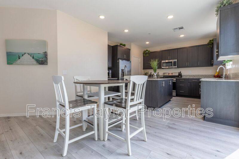 House for rent at 277 Hass Lane, Fallbrook, CA 92028