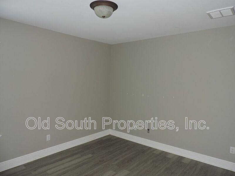 House for rent at 6060 Dunridge Dr, Milton, FL 32571