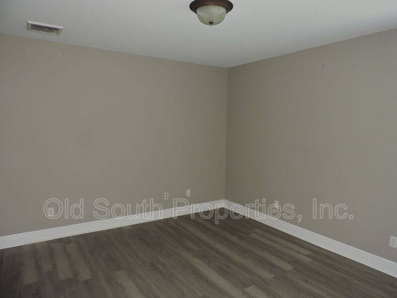 House for rent at 6060 Dunridge Dr, Milton, FL 32571