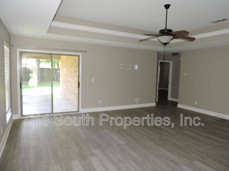 House for rent at 6060 Dunridge Dr, Milton, FL 32571