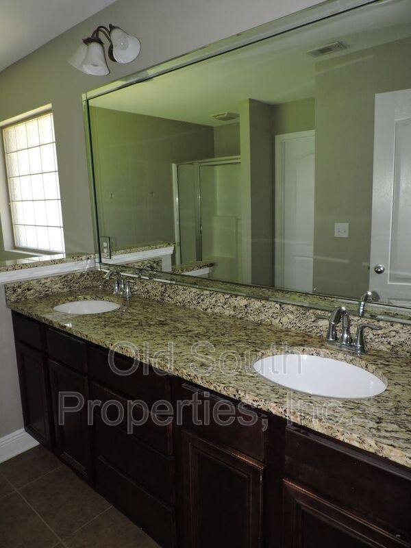 House for rent at 6060 Dunridge Dr, Milton, FL 32571