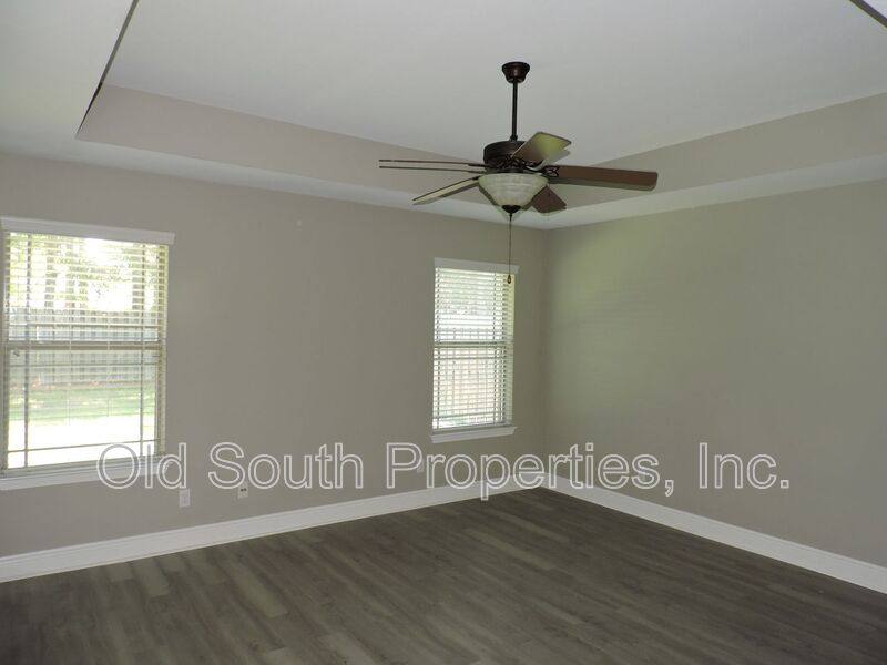 House for rent at 6060 Dunridge Dr, Milton, FL 32571