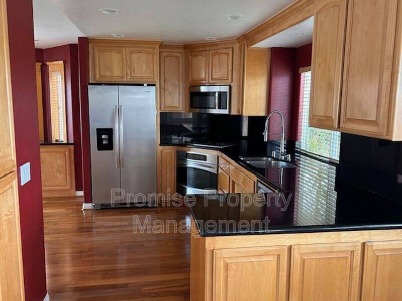 House for rent at 3176 San Helena Dr, Oceanside, CA 92056