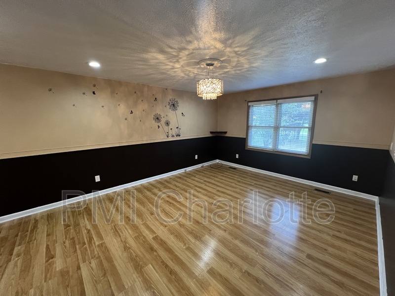 House for rent at 1784 Ashley St, Newton, NC 28658