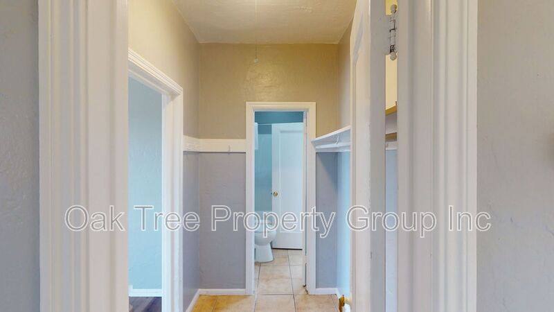 House for rent at 2451 Seminary Ave #307, Oakland, CA 94605