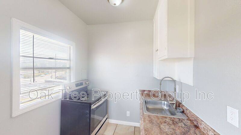 House for rent at 2451 Seminary Ave #307, Oakland, CA 94605