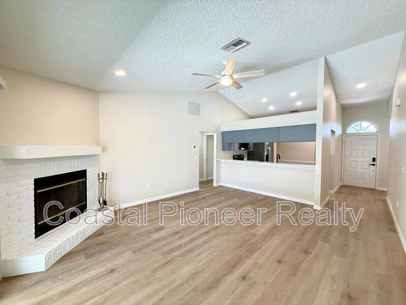 House for rent at 8774 Huntfield St, Tampa, FL 33635
