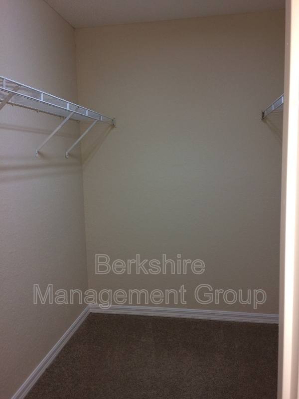 Townhouse for rent at 1106 Brook Meadow Dr, Lakeland, FL 33811
