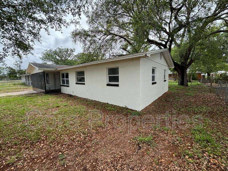 House for rent at 2436 Lilly St, Lake Wales, FL 33898