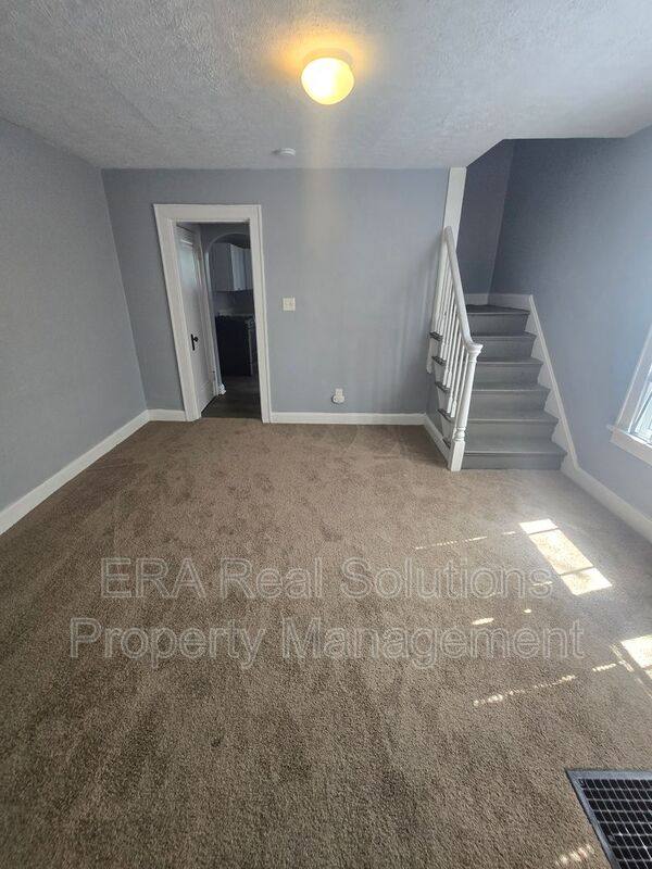 Apartment for rent at 1269 23rd Ave, Columbus, OH 43211