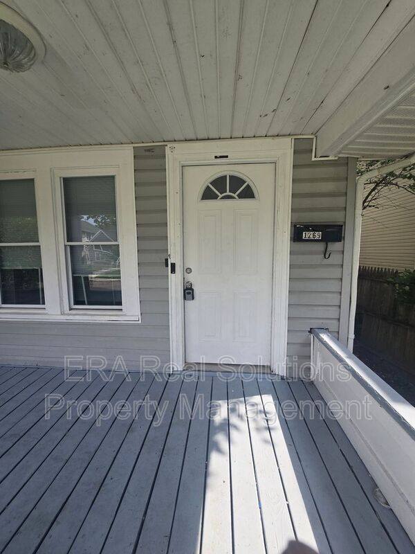 Apartment for rent at 1269 23rd Ave, Columbus, OH 43211