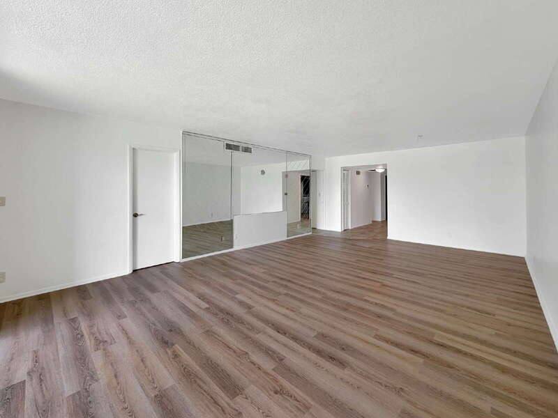 Apartment for rent at 3641 Oaks Clubhouse Dr #201, Pompano Beach, FL 33069