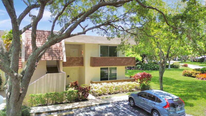 Apartment for rent at 3641 Oaks Clubhouse Dr #201, Pompano Beach, FL 33069