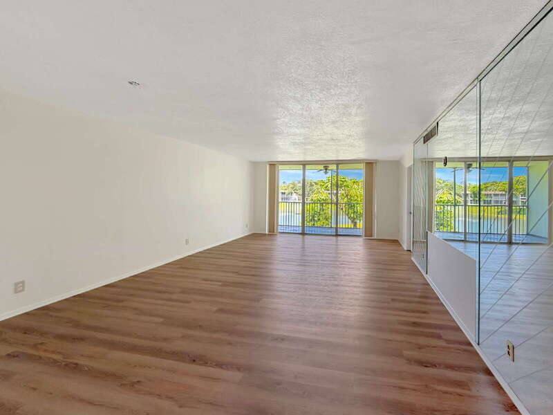 Apartment for rent at 3641 Oaks Clubhouse Dr #201, Pompano Beach, FL 33069