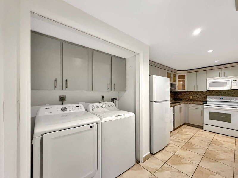 Apartment for rent at 3641 Oaks Clubhouse Dr #201, Pompano Beach, FL 33069