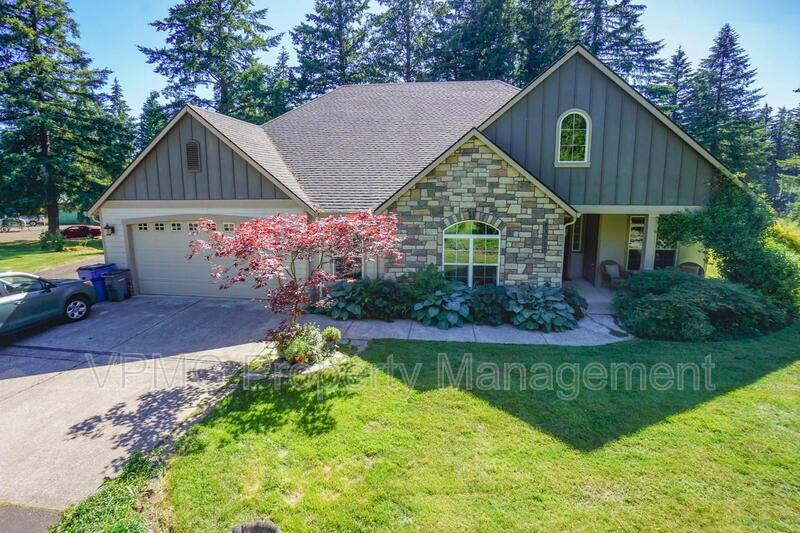 House for rent at 23517 NE 68th St, Vancouver, WA 98682