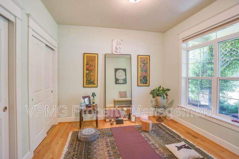 House for rent at 23517 NE 68th St, Vancouver, WA 98682