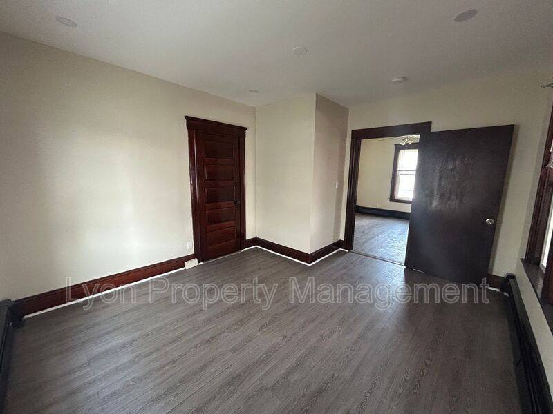 Apartment for rent at 568 Elm St #1, Woonsocket, RI 02895