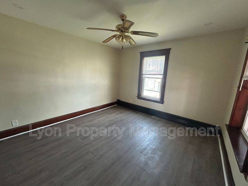 Apartment for rent at 568 Elm St #1, Woonsocket, RI 02895