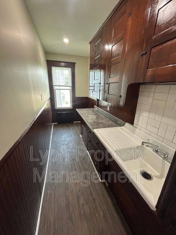 Apartment for rent at 568 Elm St #1, Woonsocket, RI 02895