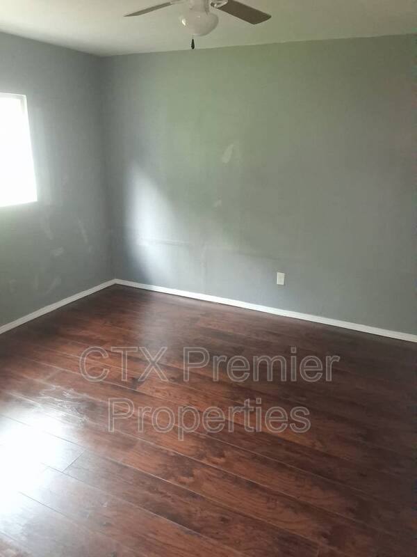 Apartment for rent at 416 E Dunn Ave #1, Killeen, TX 76541