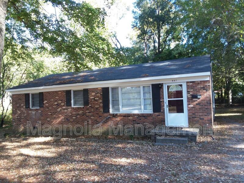 House for rent at 803 Eastside Dr, Henderson, NC 27536