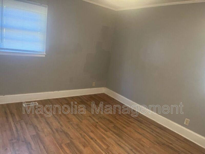House for rent at 803 Eastside Dr, Henderson, NC 27536