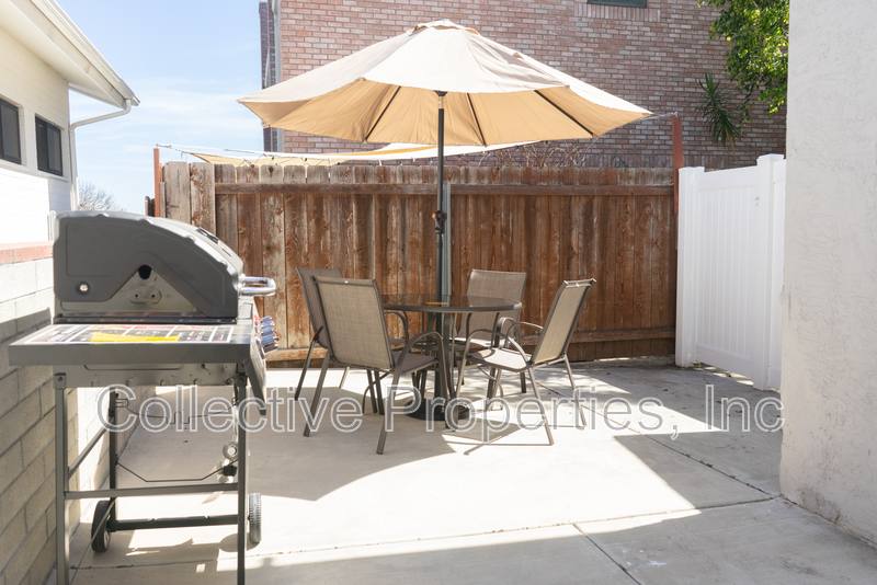 Apartment for rent at 3122 Canon St #B, San Diego, CA 92106