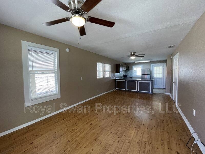House for rent at 4520 Clubhouse Rd, Lakeland, FL 33812