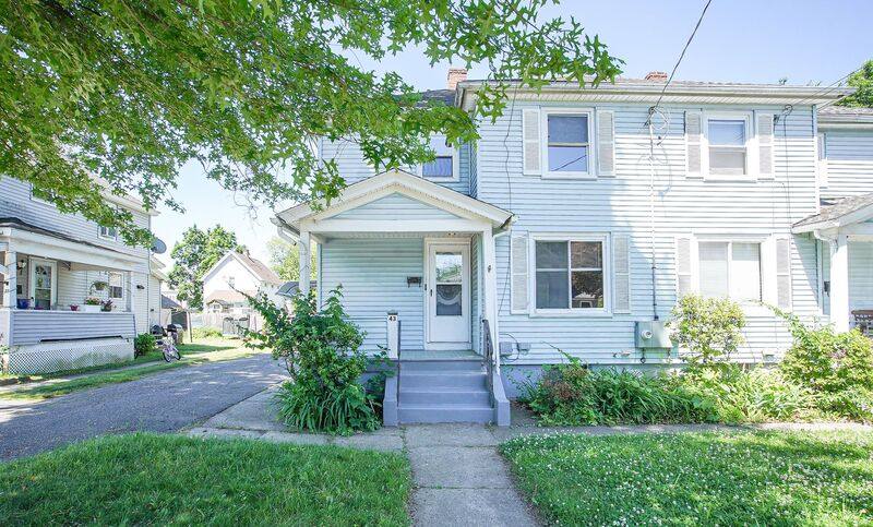 Apartment for rent at 43 Oak St, Ludlow, MA 01056