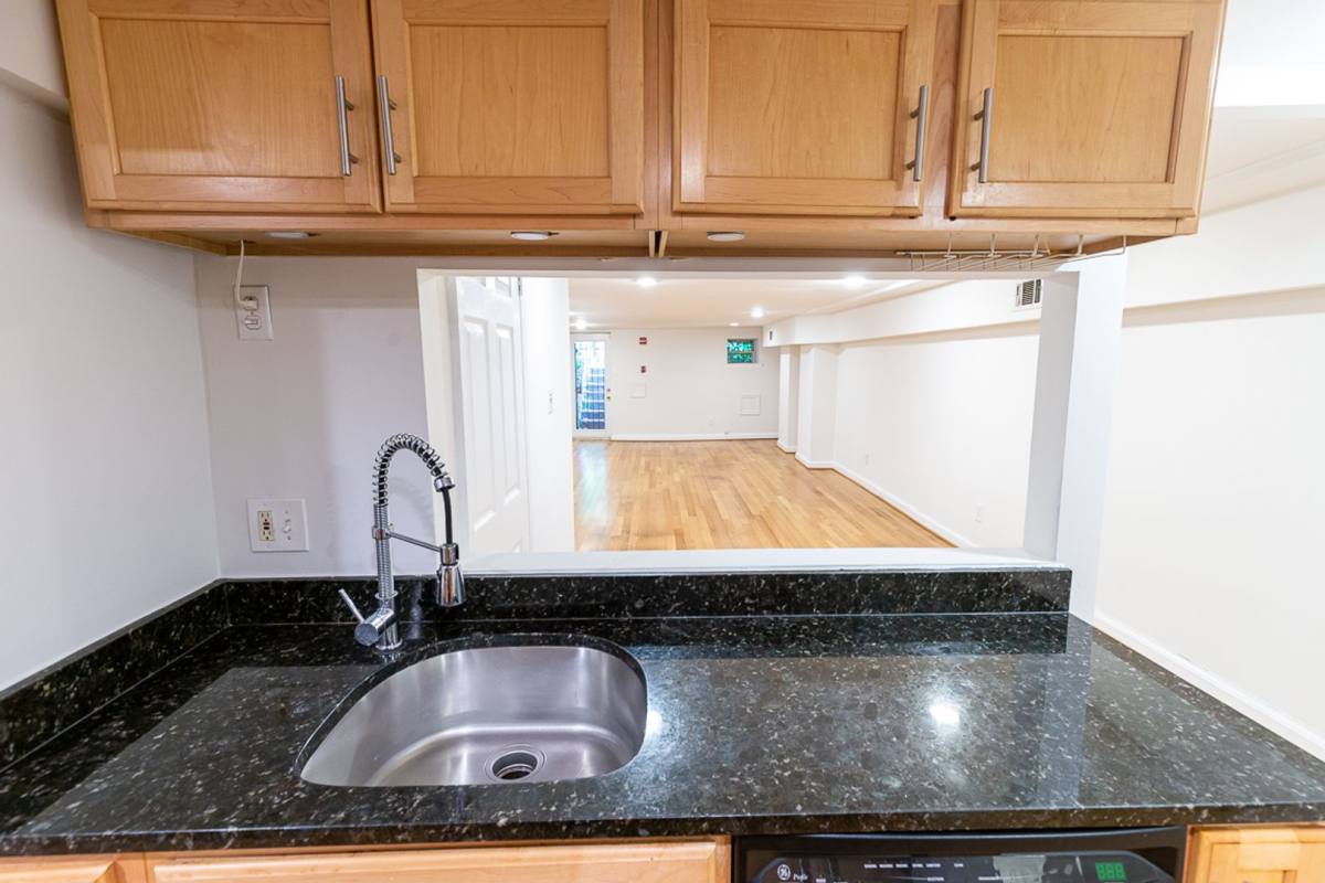 Condo for rent at 1350 Kenyon St #NW, Washington, DC 20010