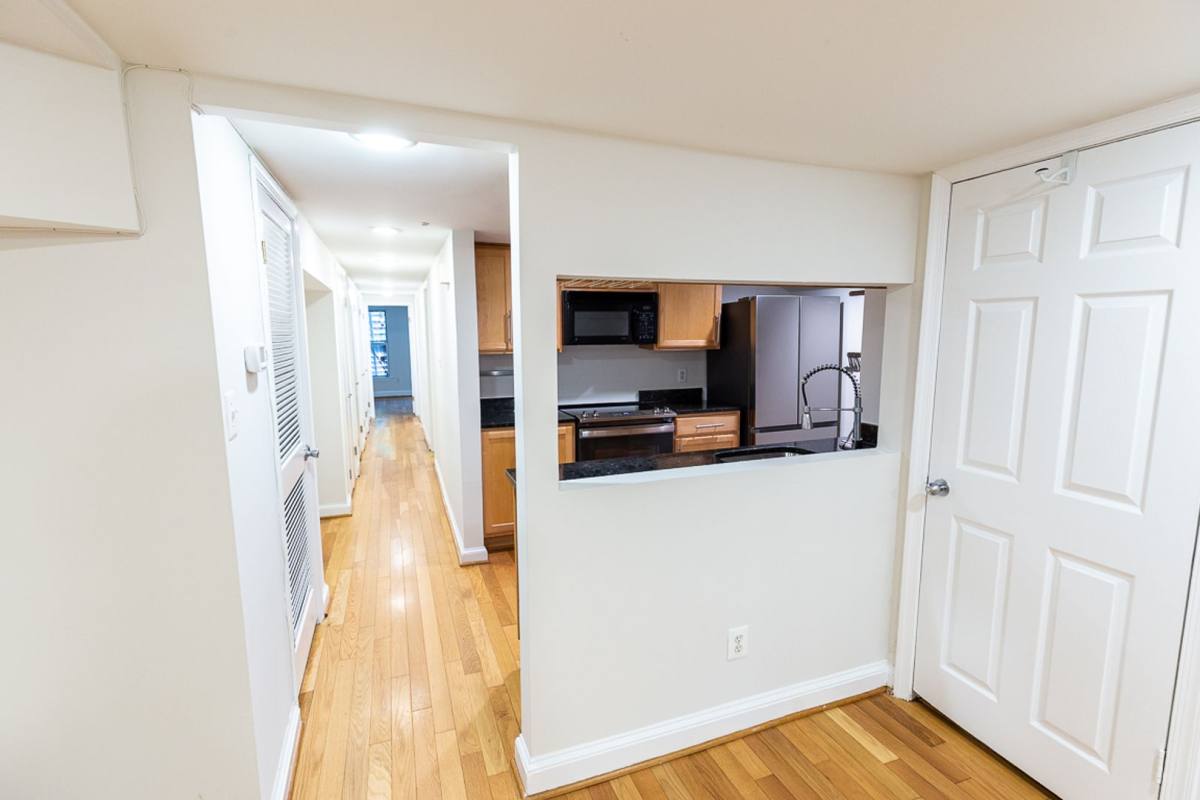 Condo for rent at 1350 Kenyon St #NW, Washington, DC 20010
