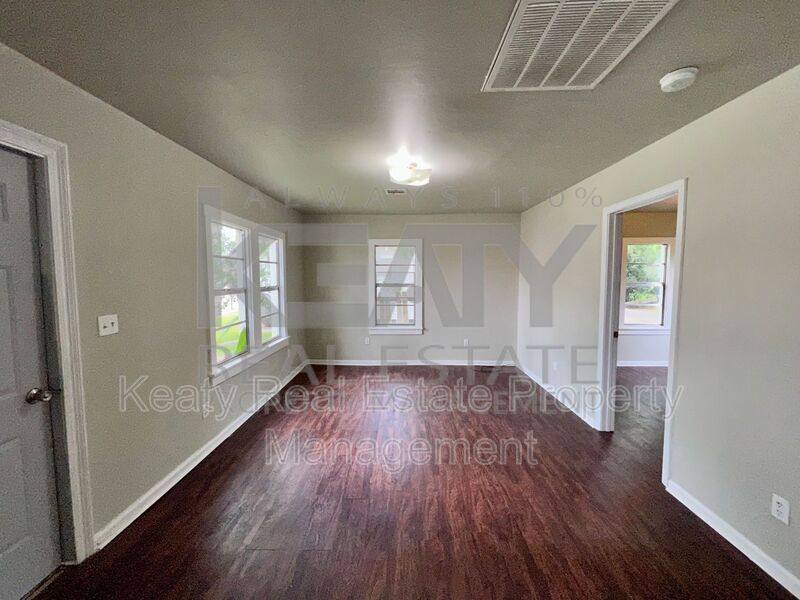 House for rent at 327 Stewart St, Lafayette, LA 70501