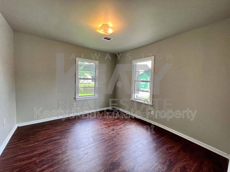 House for rent at 327 Stewart St, Lafayette, LA 70501