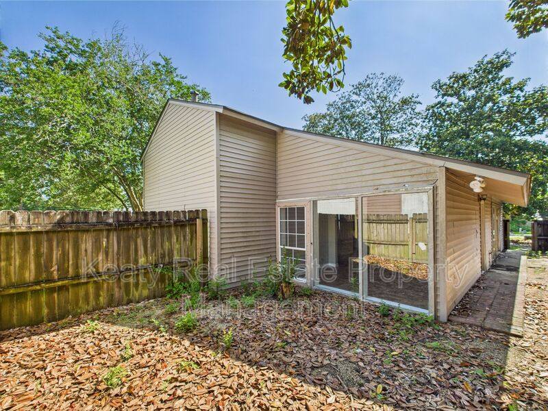 Apartment for rent at 513 Fox Run Ave #1, Lafayette, LA 70508