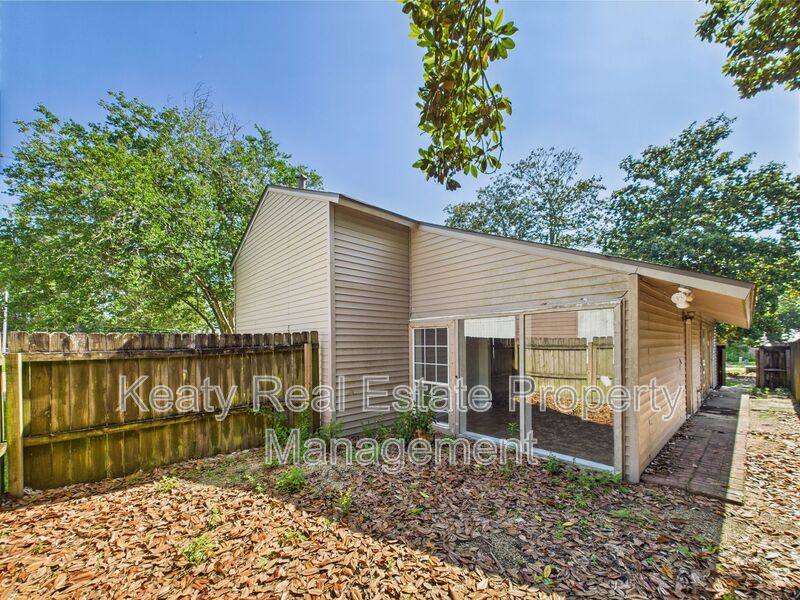 Apartment for rent at 513 Fox Run Ave #1, Lafayette, LA 70508