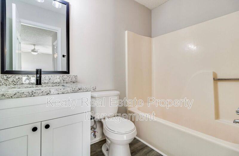 Apartment for rent at 107 Meudon St #D, Duson, LA 70529