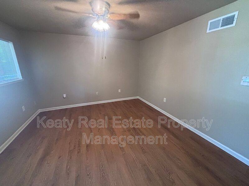 Apartment for rent at 201 S College Rd #116, Lafayette, LA 70503
