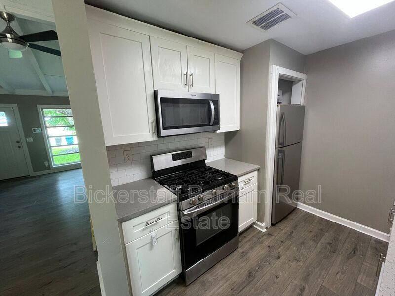 House for rent at 2503 Broadmoor Dr, Columbus, GA 31903